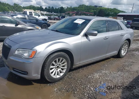 2013 Chrysler 300 Motown from USA, damaged, VIN 2C3CCAAG1DH600280